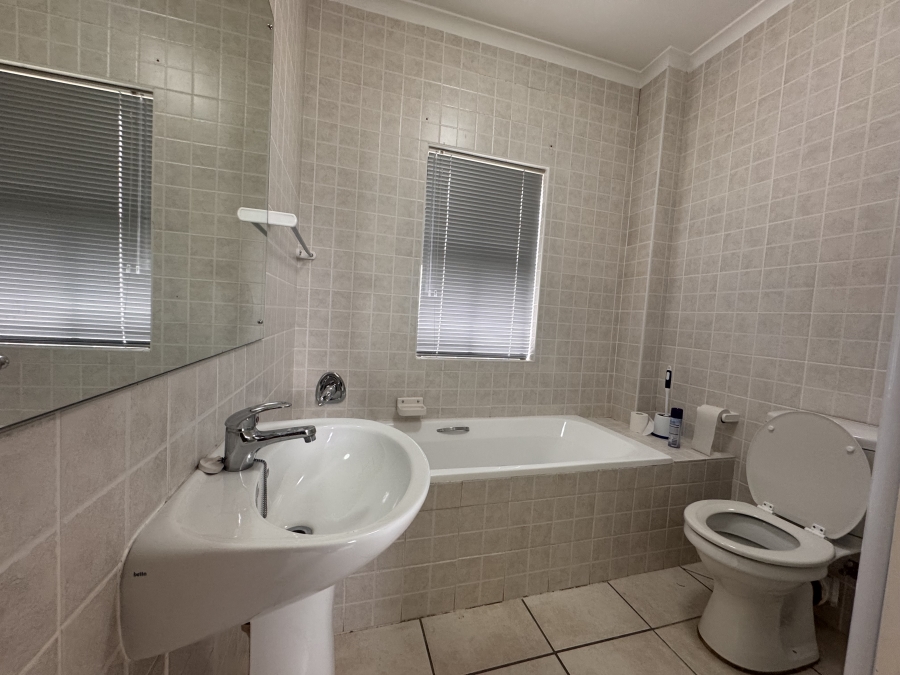 3 Bedroom Property for Sale in Admirals Park Western Cape